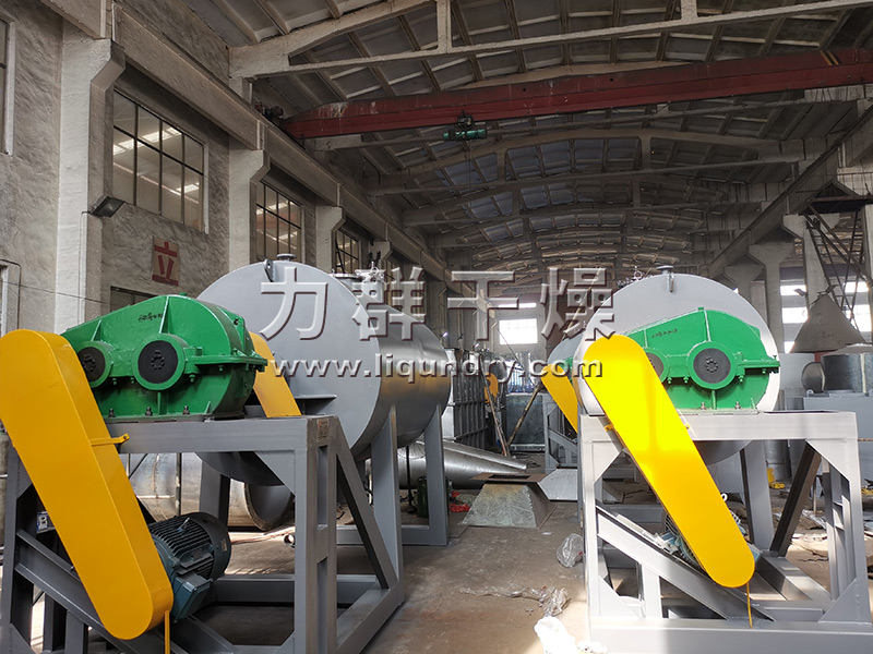 真空耙式干燥機制作完畢 真空耙式干燥機制作完畢