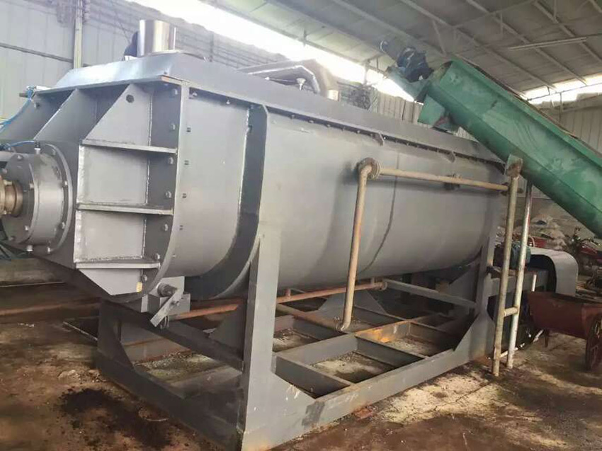 工作中的污泥槳葉干燥機 工作中的污泥槳葉干燥機